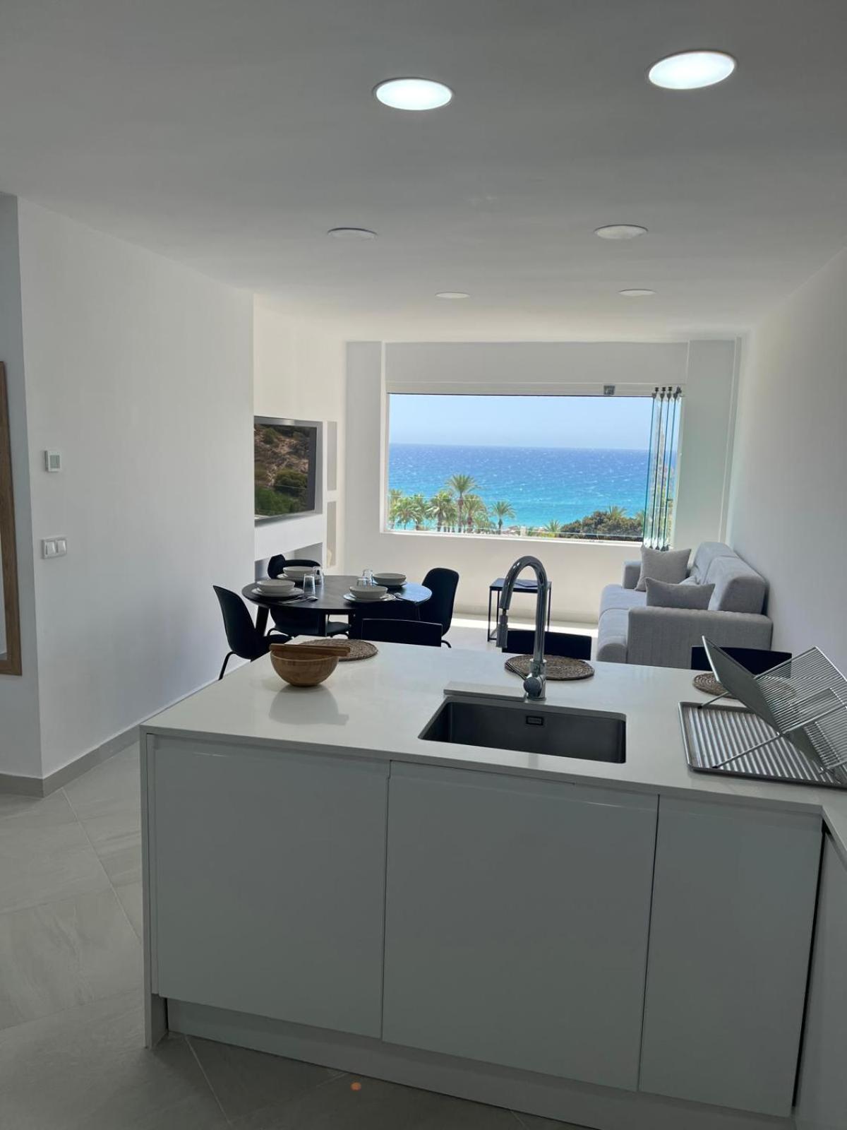 Apartment Modern Sea View With Private Jacuzzi Villajoyosa