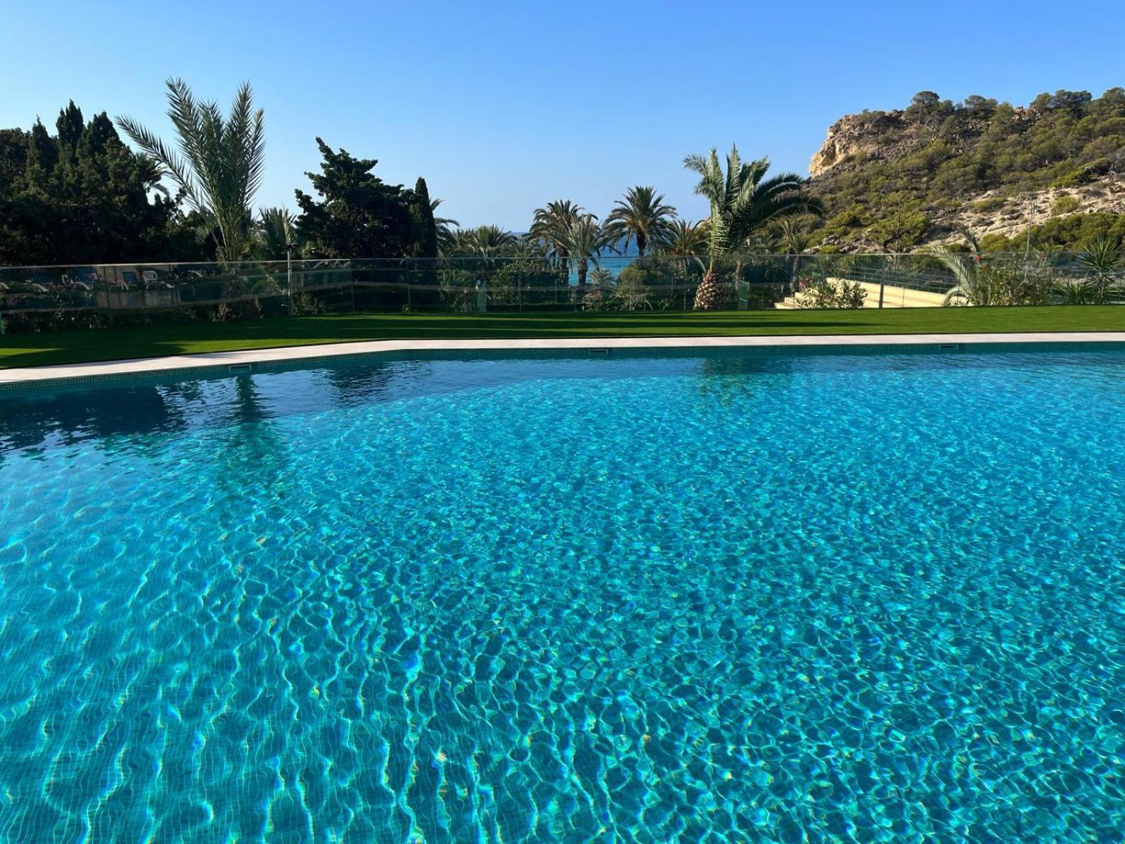 Modern Sea View With Private Jacuzzi Apartment